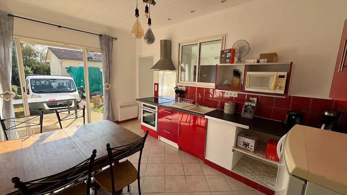 Holiday home Maison Chatuzange-le-Goubet